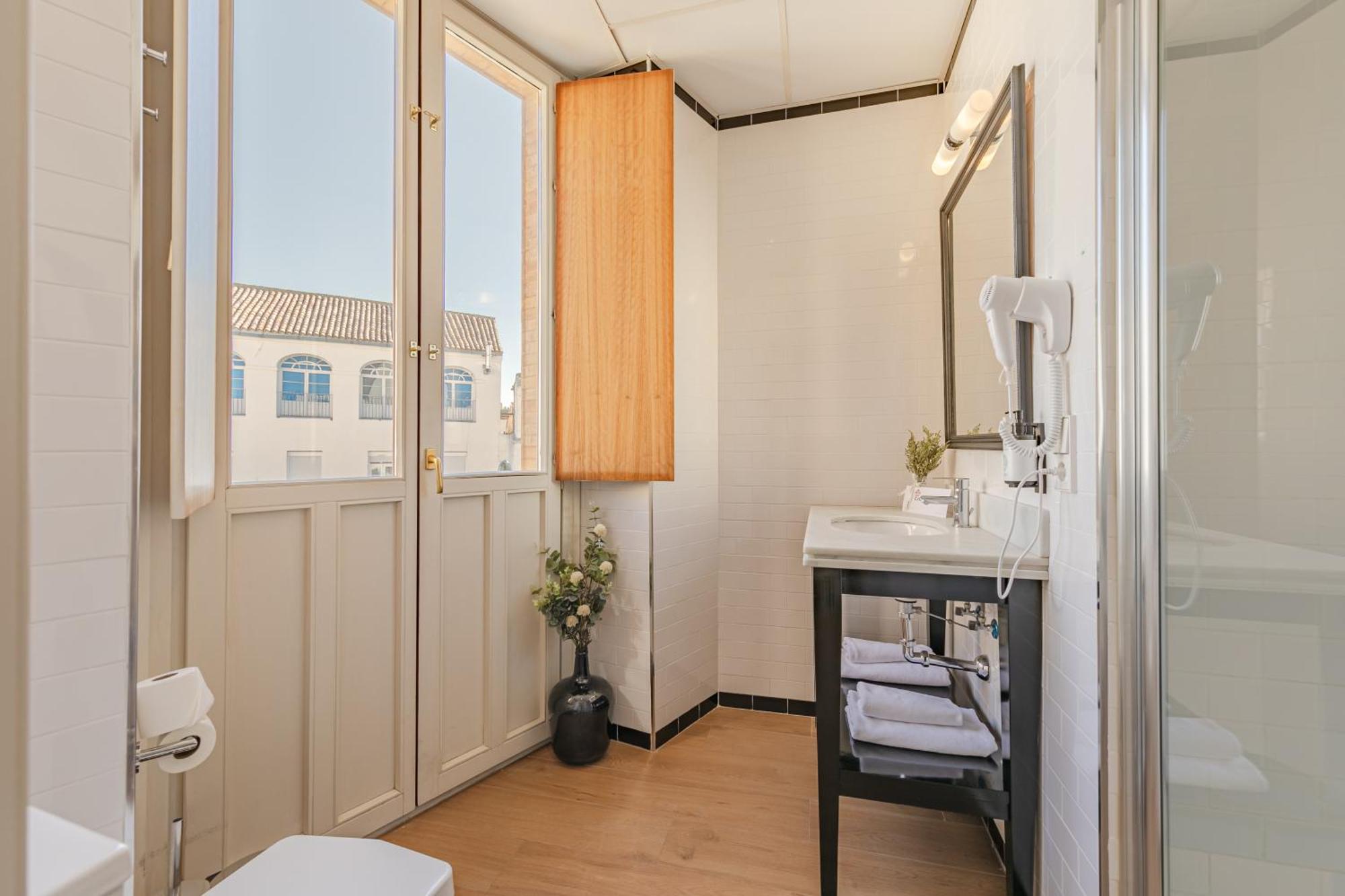 Nuea Cicerone Hotel Seville Exterior photo