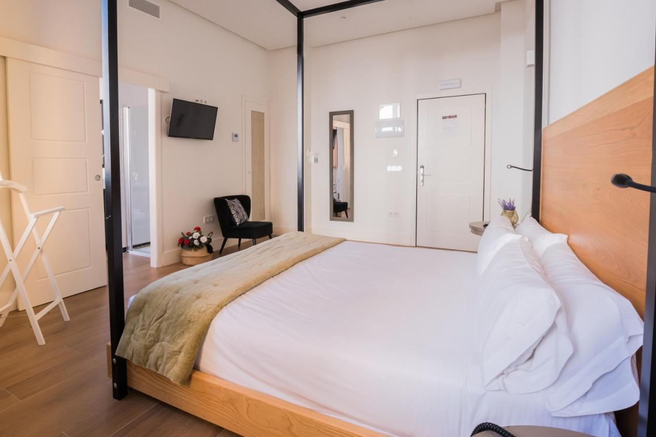 Nuea Cicerone Hotel Seville Exterior photo